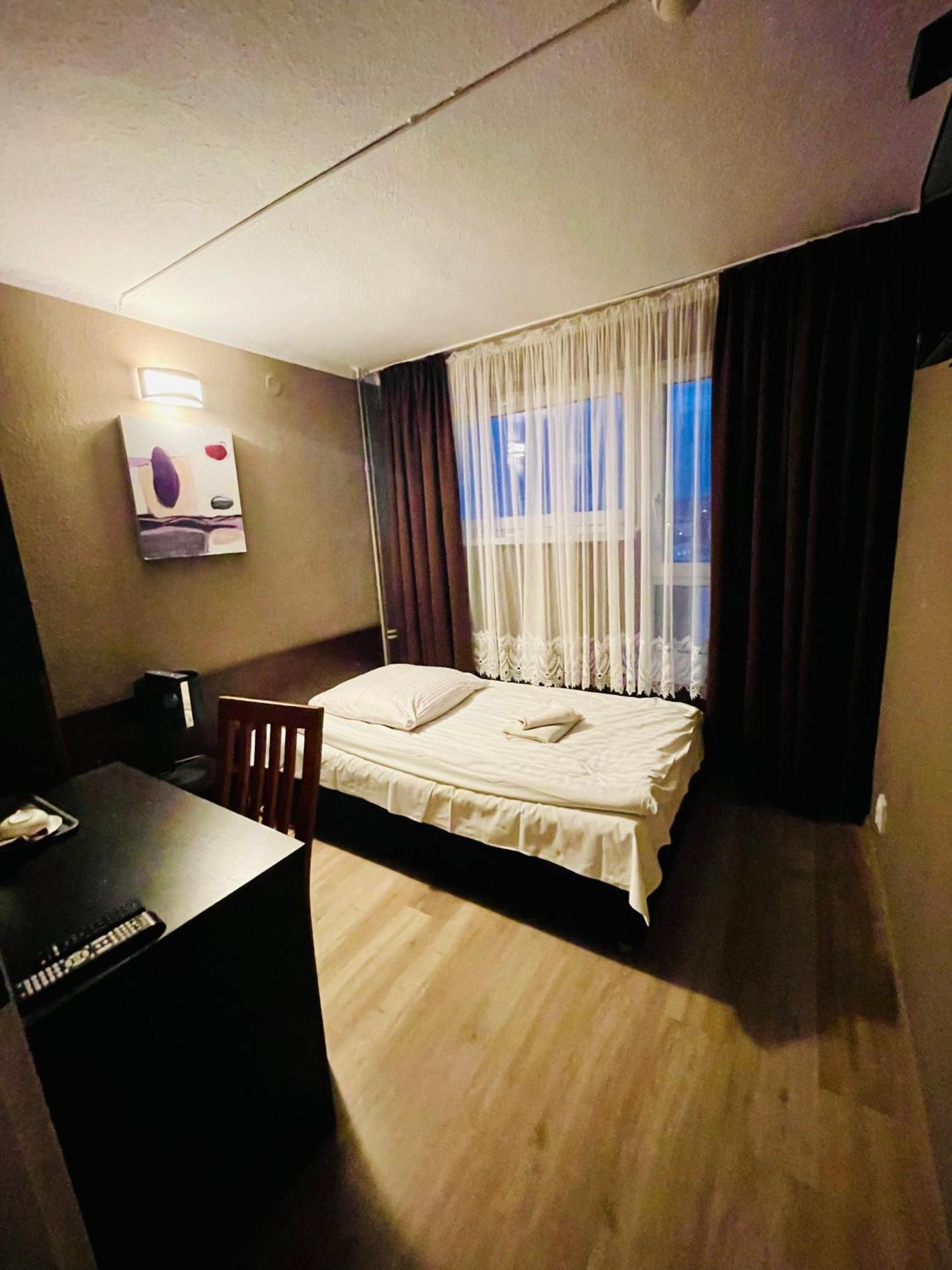 Gosciniec Raciborski Racibórz Extérieur photo