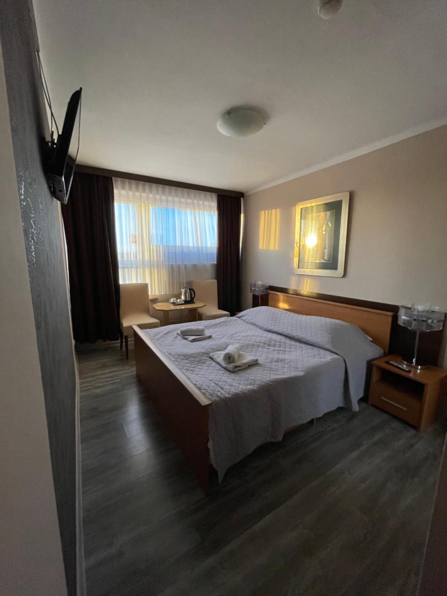 Gosciniec Raciborski Racibórz Extérieur photo